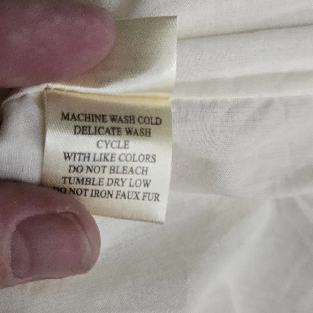 Dylan Los Angeles Faux Fur Shaggy Coat | Cream White | Size Small | NWT - Picture 10 of 10